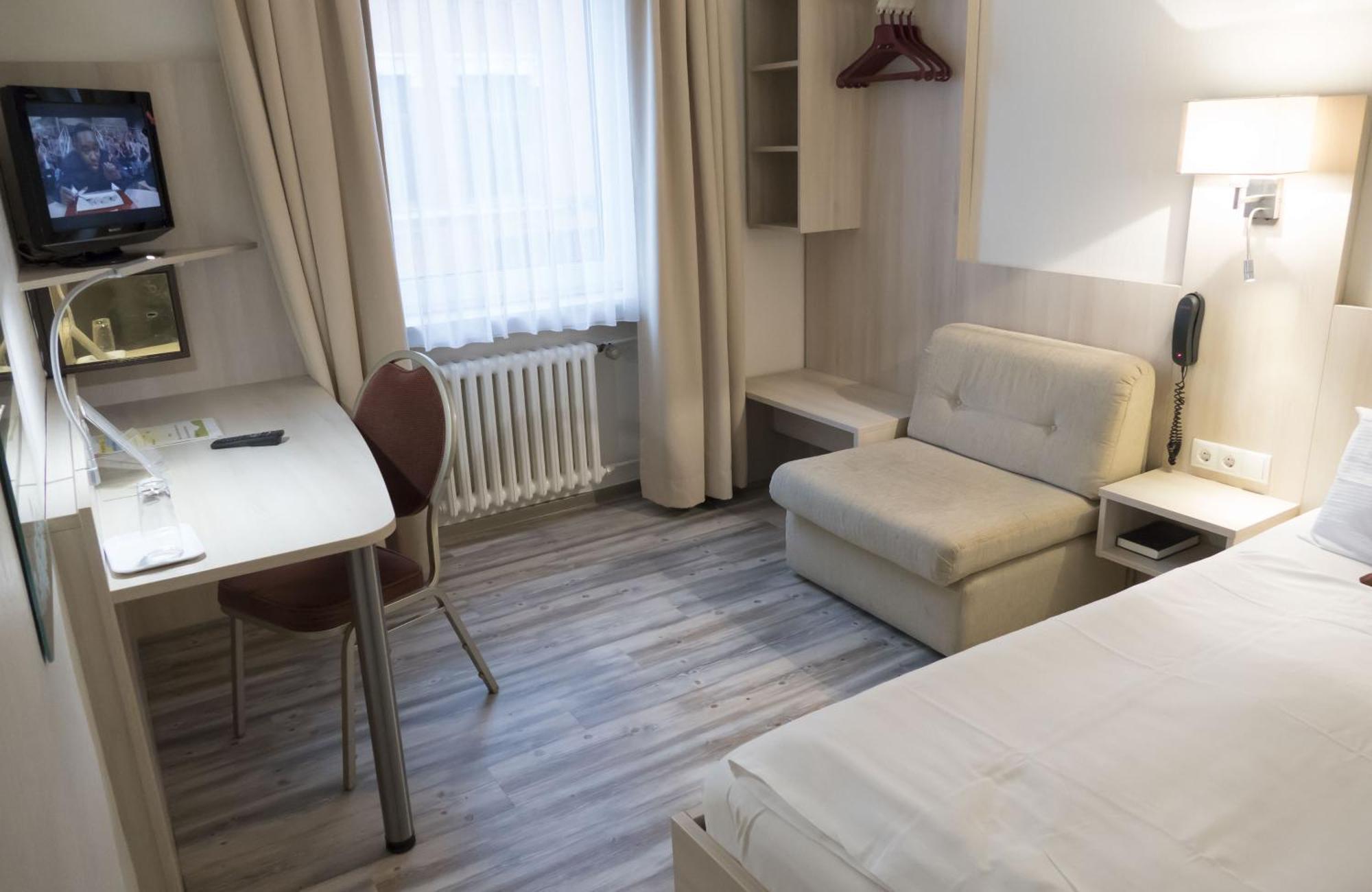 Hotel Excelsior Kassel Ruang foto