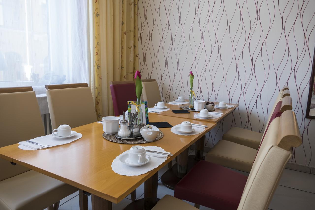 Hotel Excelsior Kassel Bagian luar foto