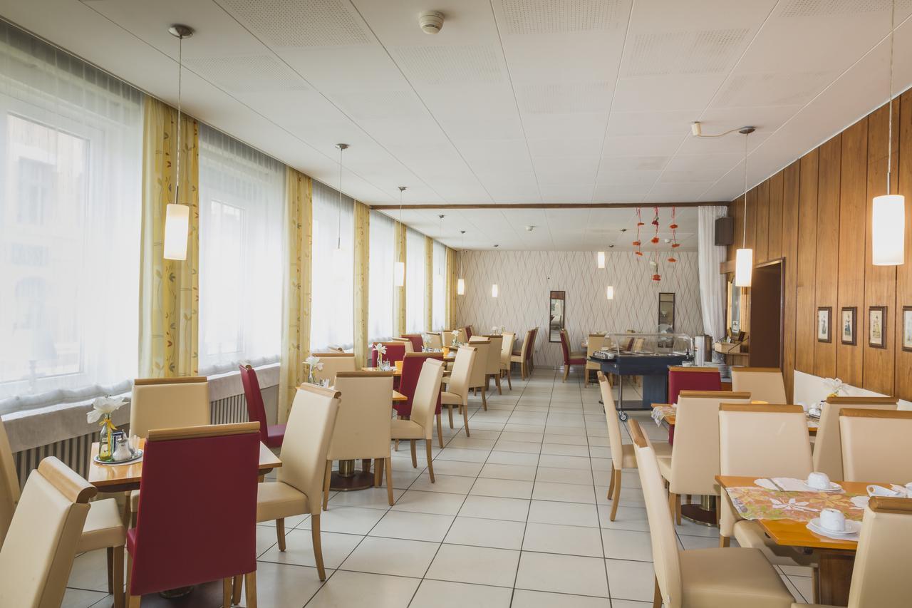 Hotel Excelsior Kassel Bagian luar foto