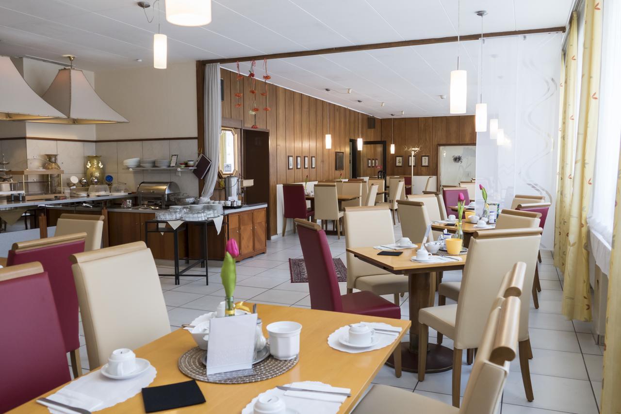 Hotel Excelsior Kassel Bagian luar foto