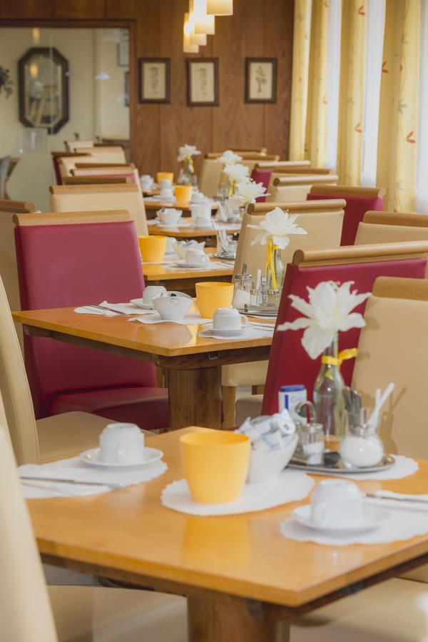 Hotel Excelsior Kassel Bagian luar foto