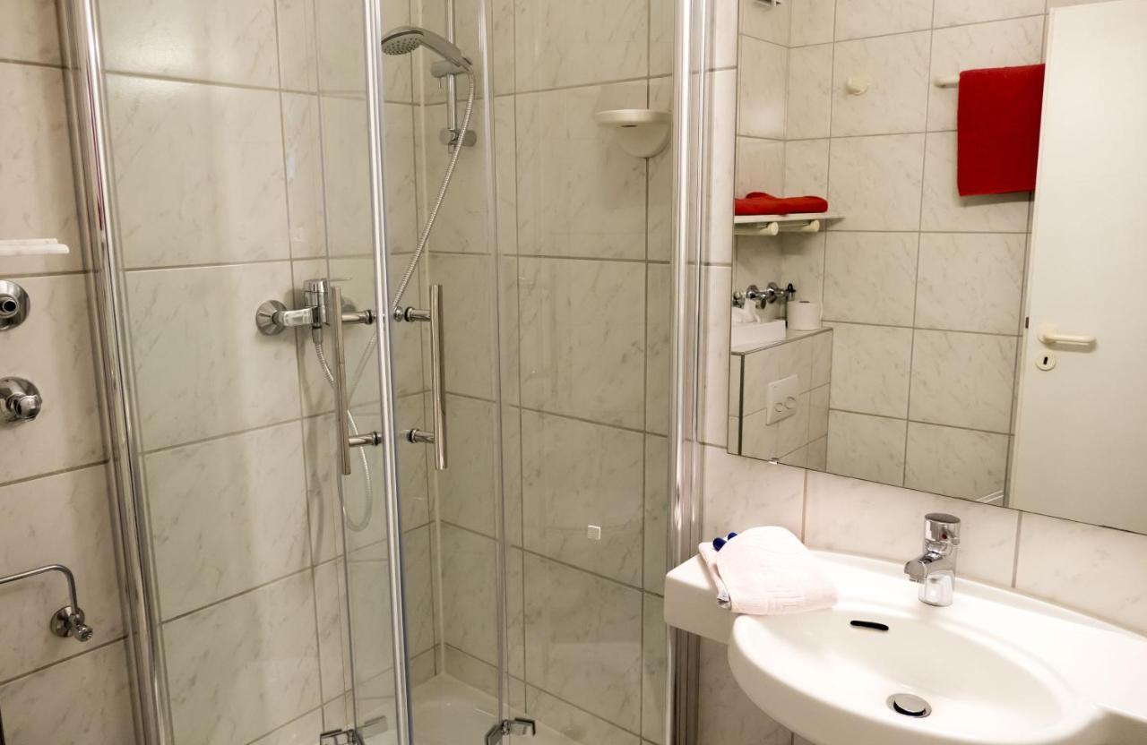 Hotel Excelsior Kassel Bagian luar foto